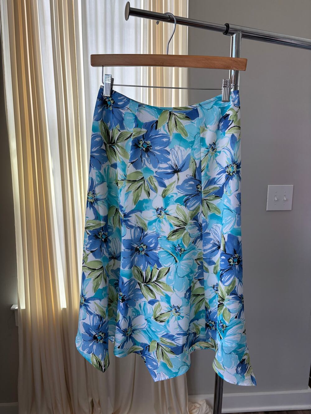 Vintage Y2K Emma James Floral Midi Skirt Petite 4 Island Fairy Romantic Flowy